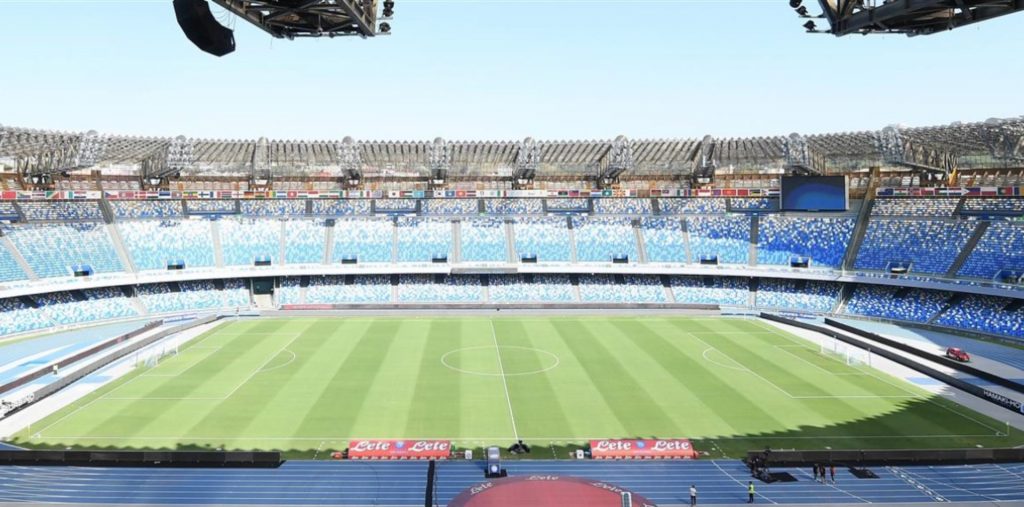 Napoli stadio Diego Armando Maradona vuoto giorno