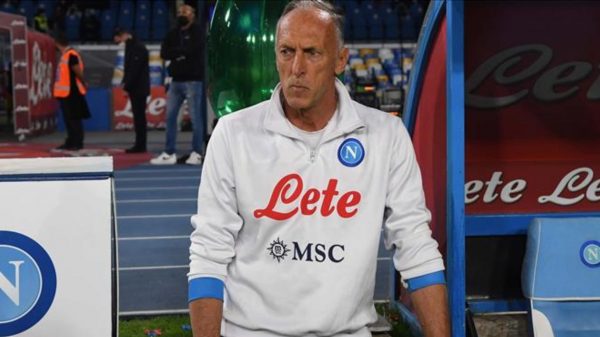 Il vice allenatore del Napoli Marco Domenichini in panchina in Napoli Bologna