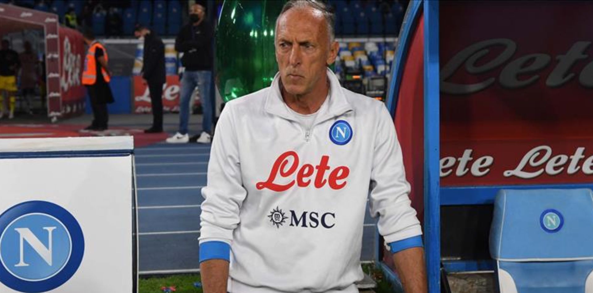 Il vice allenatore del Napoli Marco Domenichini in panchina in Napoli Bologna