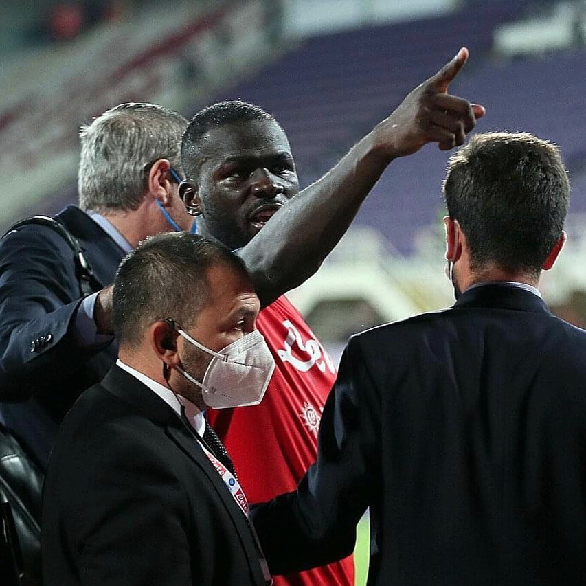 insulti a koulibaly firenze sanzione tifoso fiorentina stangata squalifica 5 anni kalidou calcio napoli 24