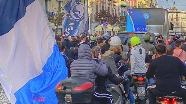 ultras napoli rapina tifoso furto motorino napoli torino