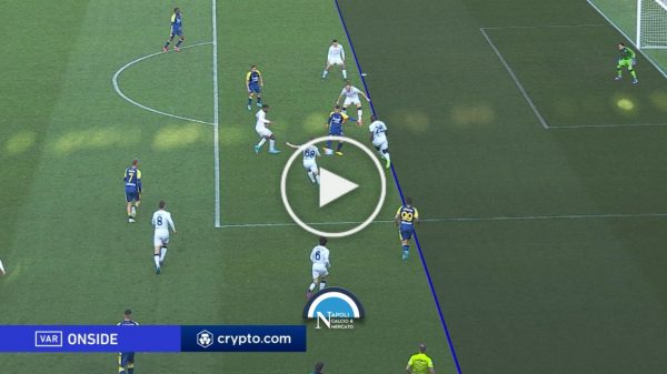 moviola verona napoli rosso ceccherini gol faraoni fuorigioco var replay