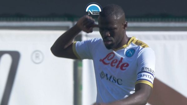 striscione cori curva verona napoli giudice sportivo razzismo koulibaly