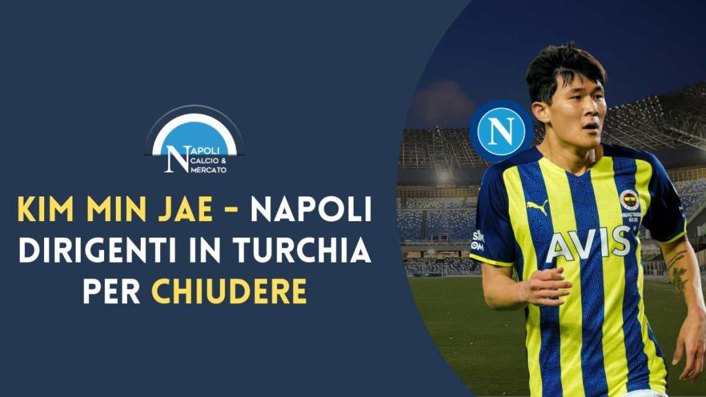 Kim Min jae Napoli sullo sfondo lo stadio Maradona