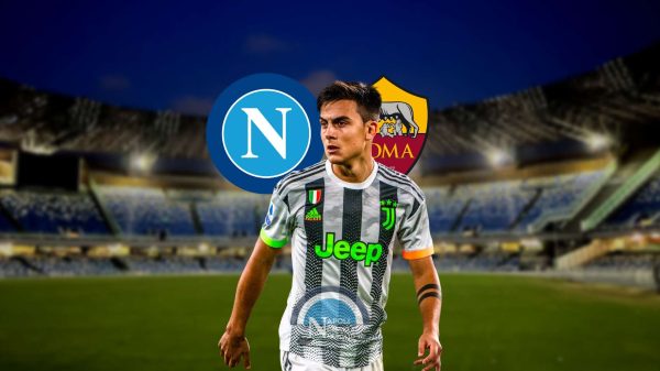 dybala allo stadio maradona con scudetti di napoli e roma