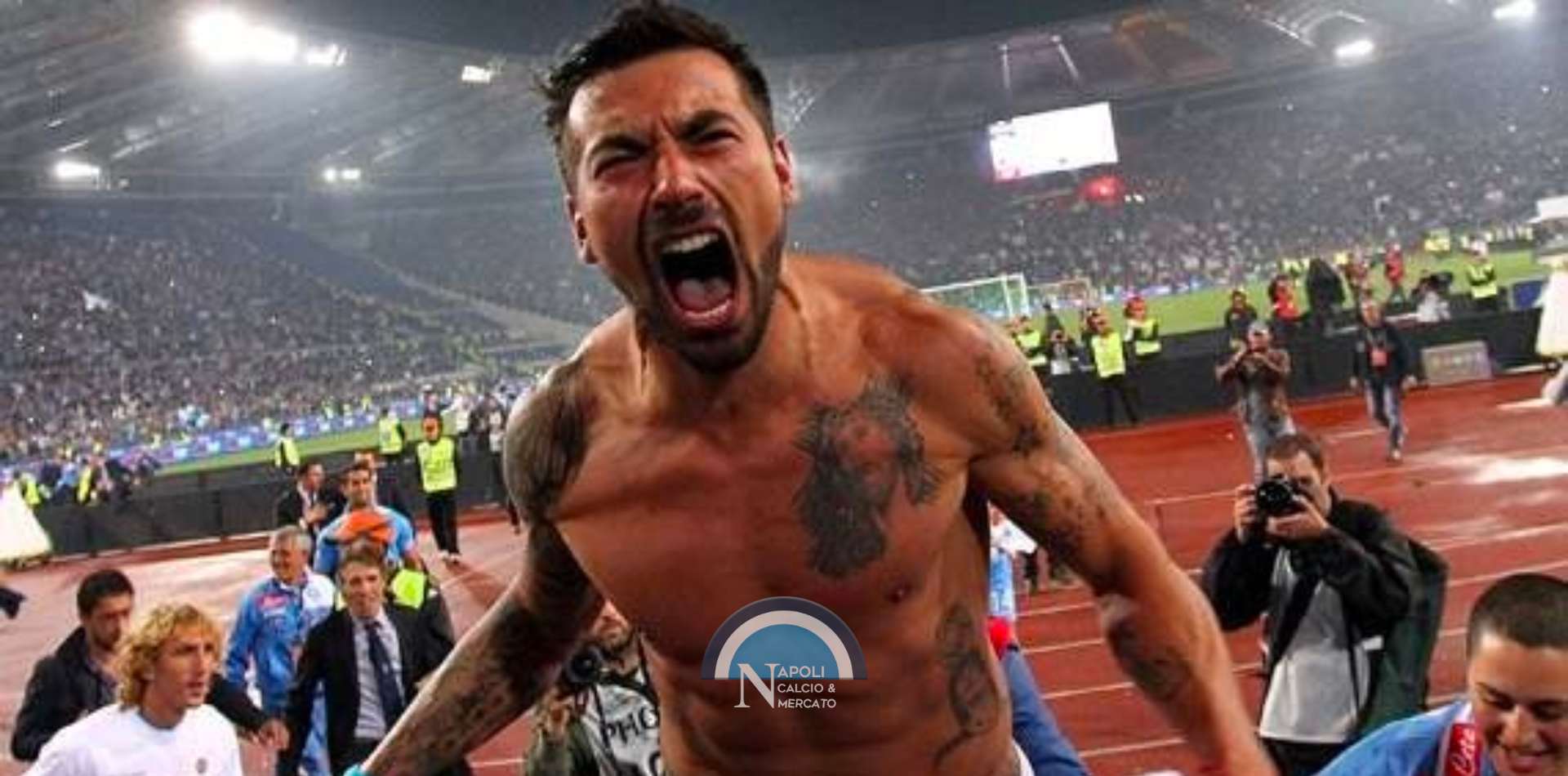 lavezzi al napoli esultanza gol