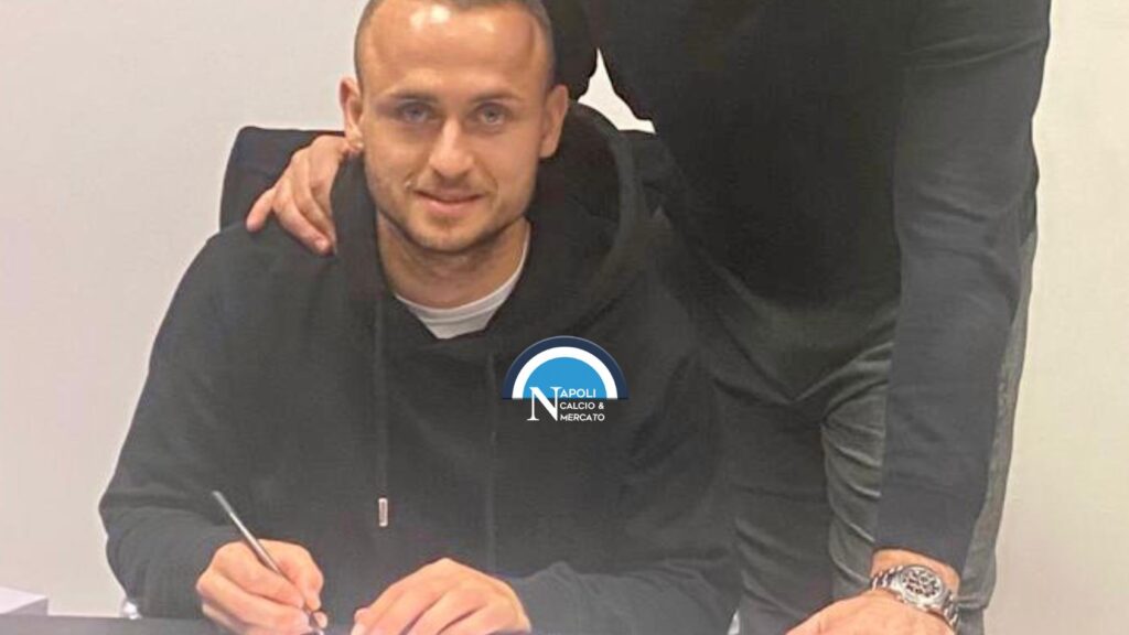 rinnovo lobotka ssc napoli calciomercato stipendio