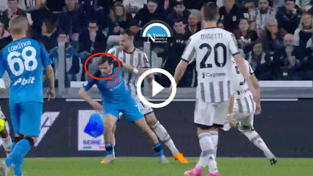 moviola juventus napoli pugno gatti kvaratskhelia rigore